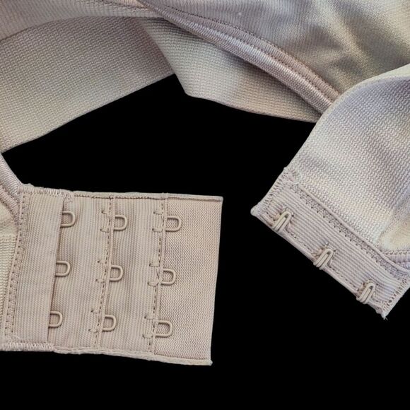 Bali Comfort Revolution Bra ComfortFlex Fit Seamless Shaping Wireless L Nude - Picture 9 of 12